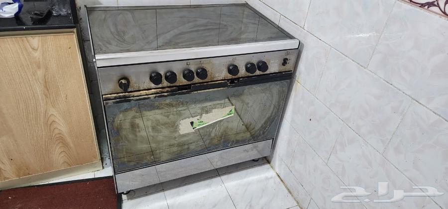 مكيف شبه جديد و بوتجاز 5 شعله64392101100417112