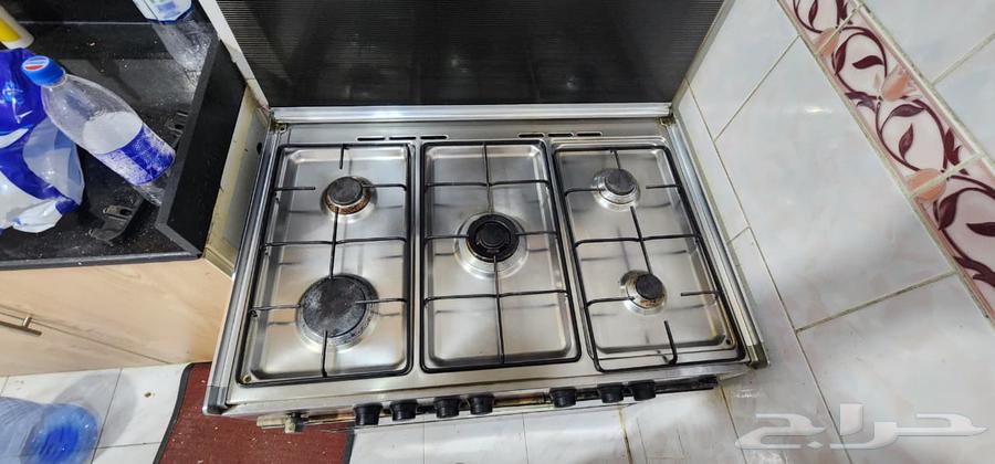 مكيف شبه جديد و بوتجاز 5 شعله64392101100417111