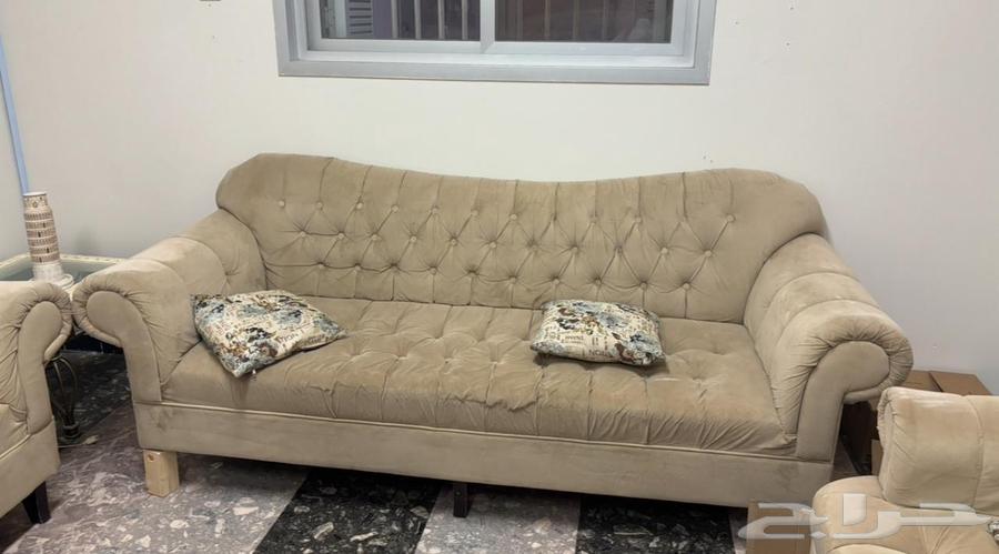 7 مقاعد كنب في حالة جيدة64387355128194112