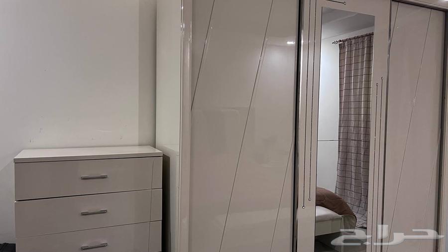 1500 ريال64381878511746111