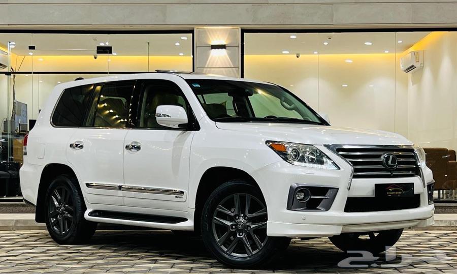 Lexus 2013 LX570 S (Excellent Condition)64523344323841110