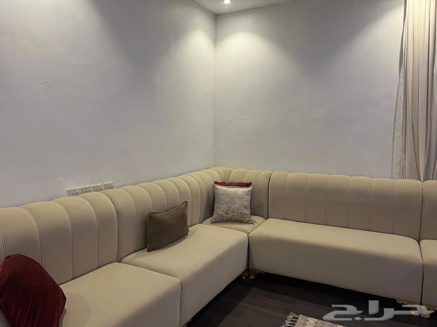 Sofa with two beds and two buffet tables64389072503042111