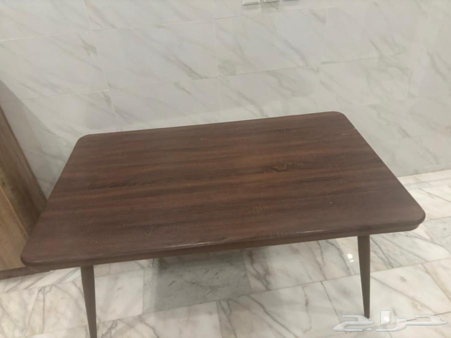 طاوله مع 3 كراسي للبيع64382873634691110