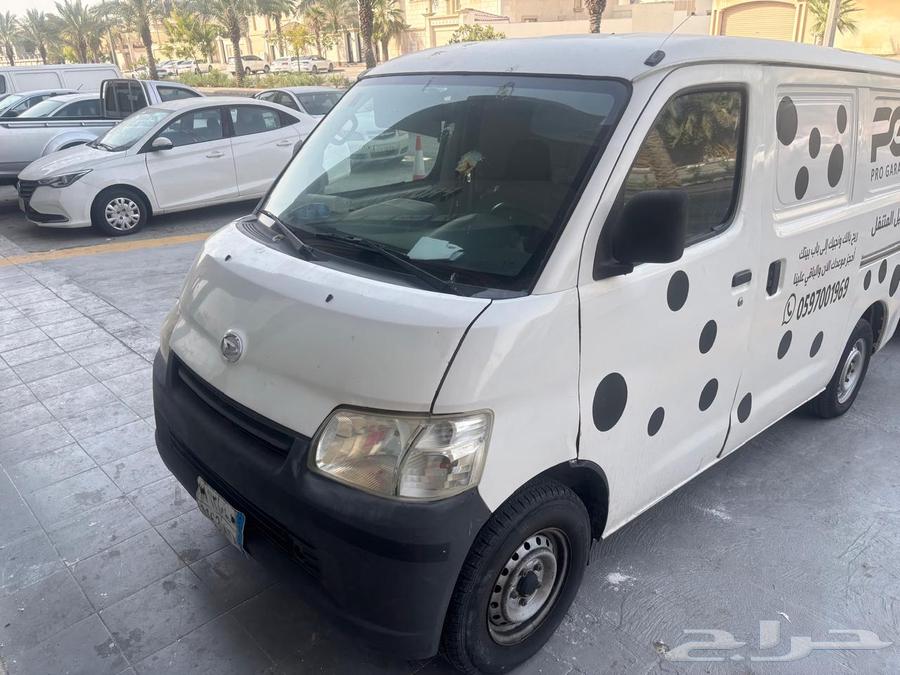 للبيع سيارة غسيل ديهاتسو جاهزة مع العمال وكامل المعدات64487704764803112