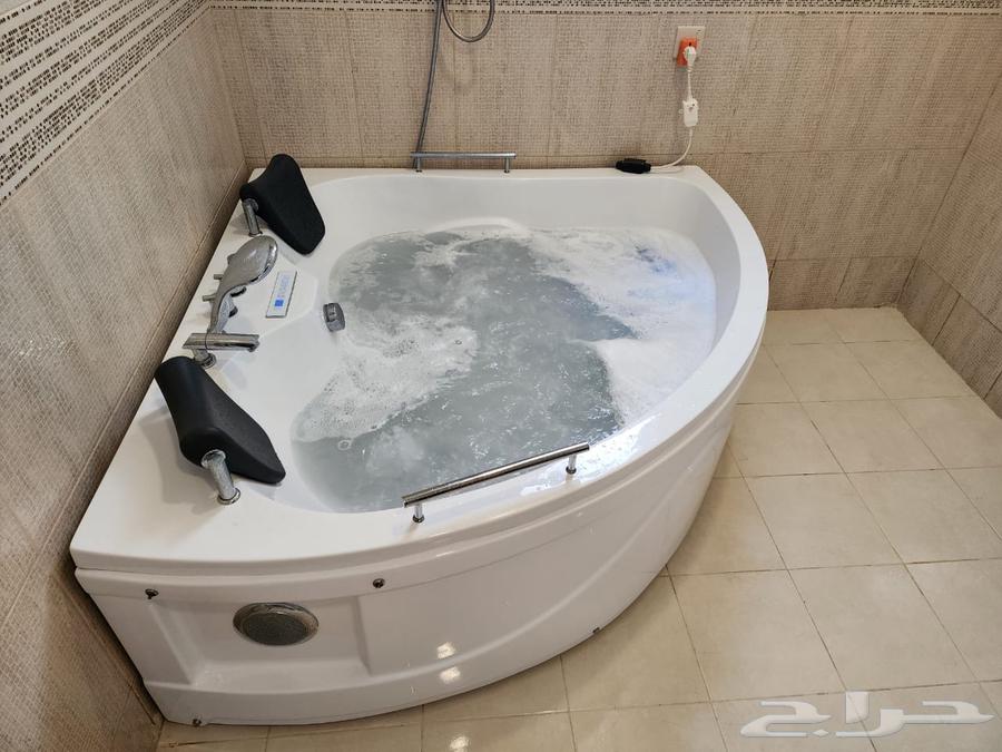 Jacuzzi64389723069314112