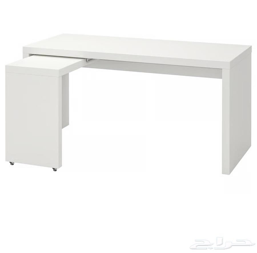 طاولة او مكتب من شركة MALM مع لوحة قابله للسحب64387885414018113