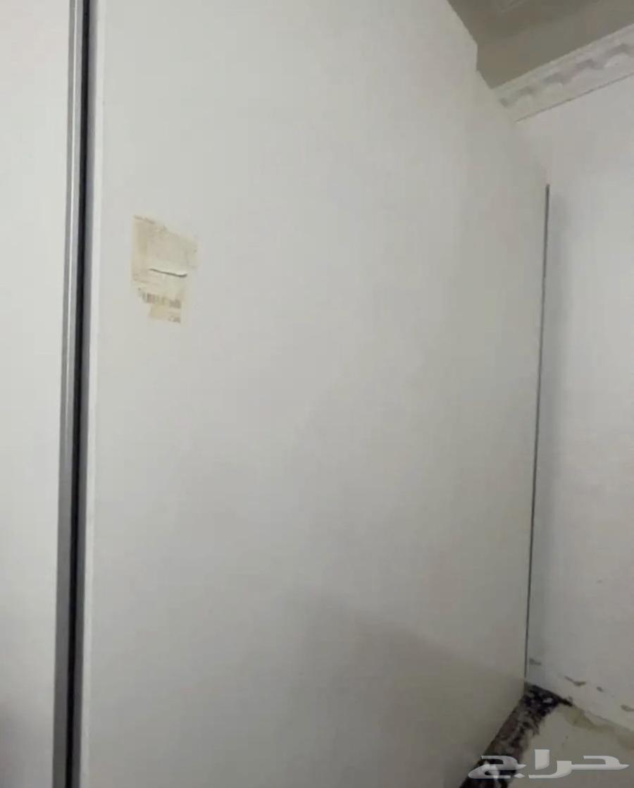 دولاب كبير من ايكيا للبيع المستعجل64381287392003112