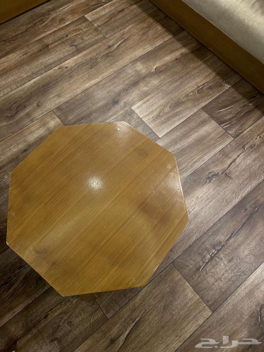 Sofas and tables64391147148545114