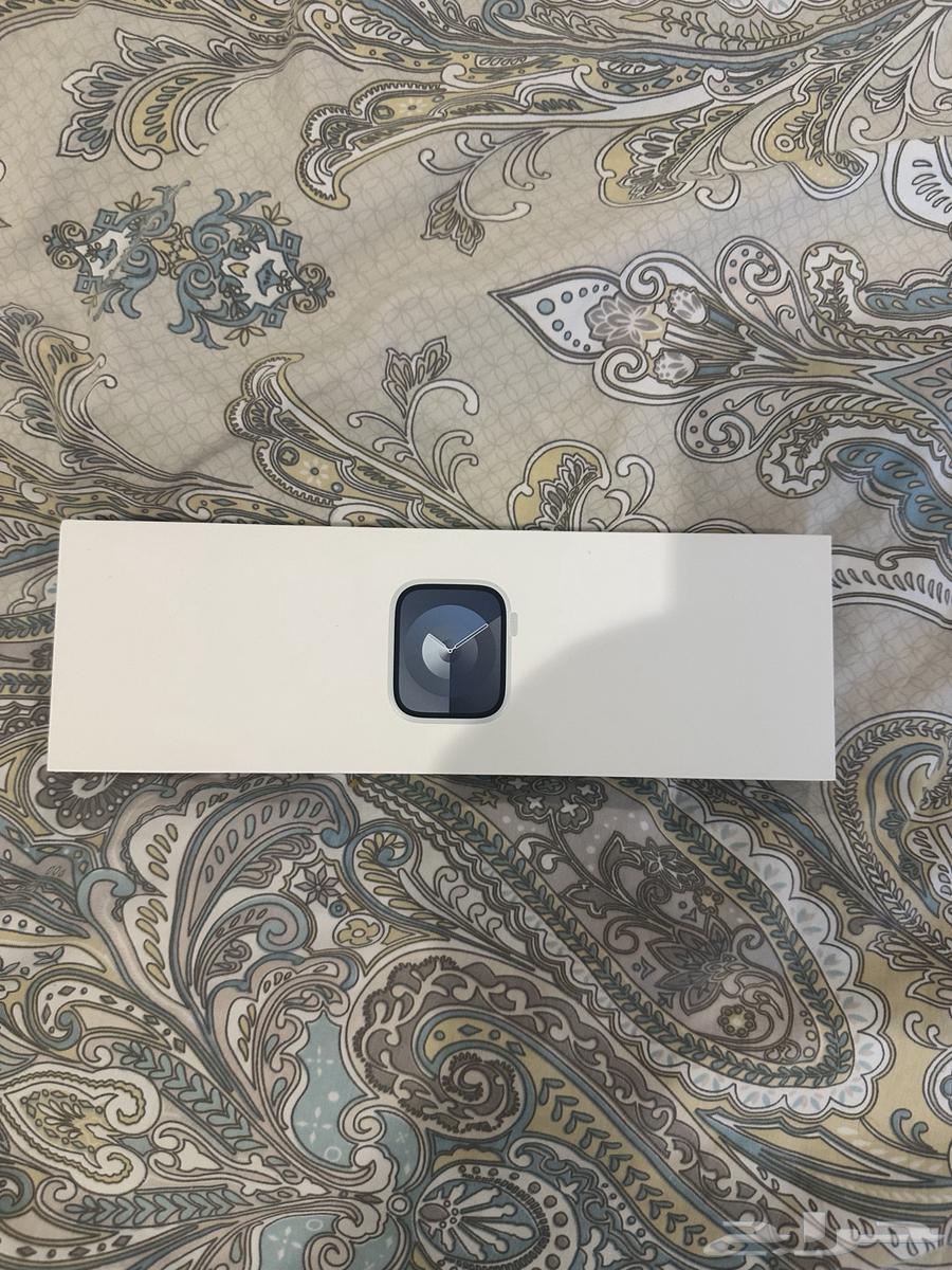 للبيع ساعة أبل 9 الجيل التاسع 44 ملم GPS فضي بسوار أزرق L64386473138179113