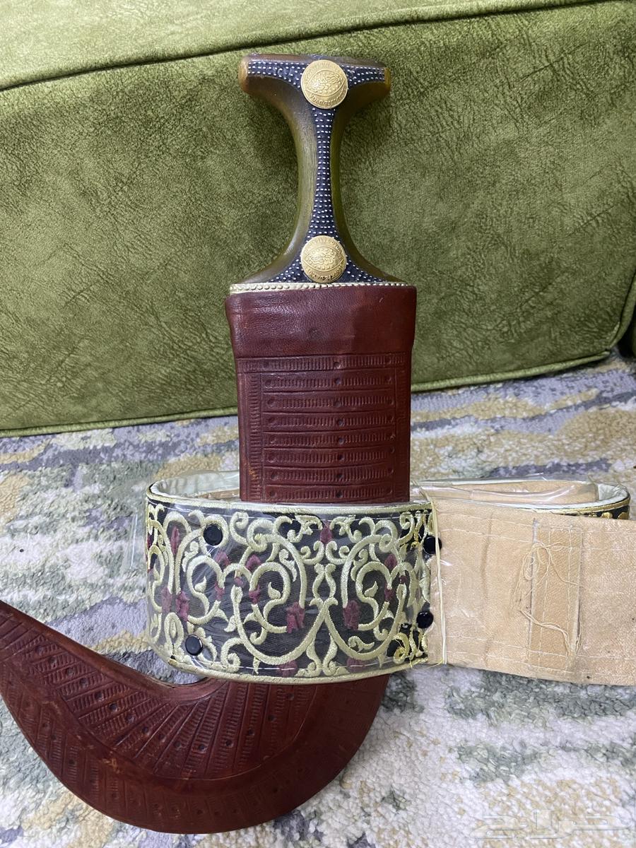 صنعاني قرن سيمت ب400 والبيع قريب64389128065154110