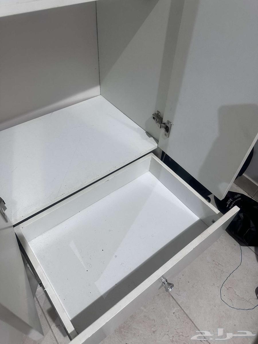 دولاب ملابس64379975458946113