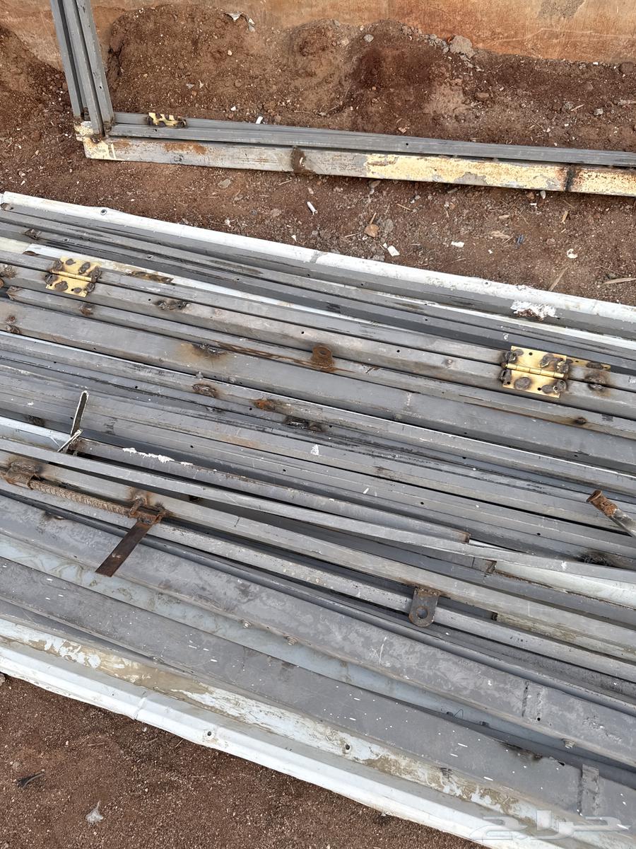 هنقر (ساتر)ستخدم مره واحده مترين في متر وعشرين64245481758081111