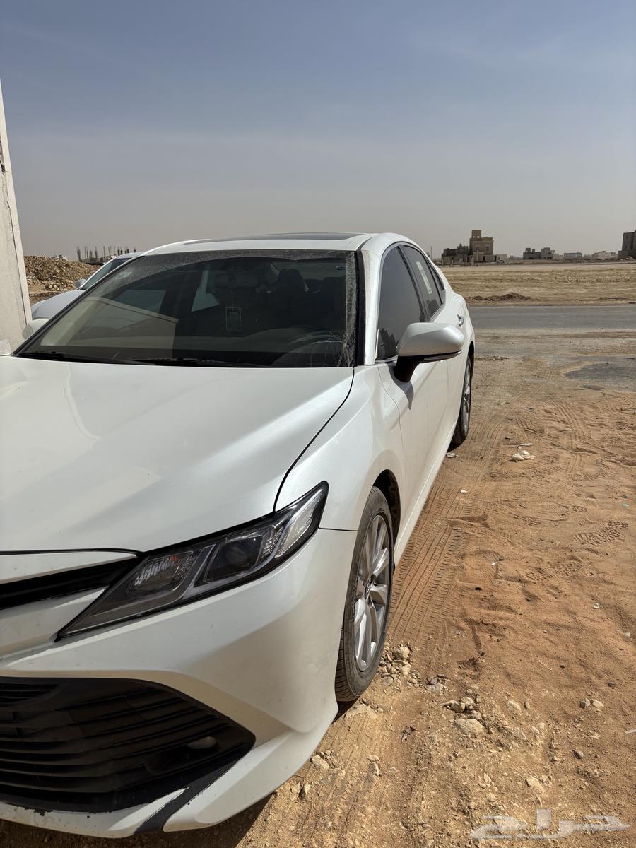 Camry 2020 GLE, first owner64532733628033111