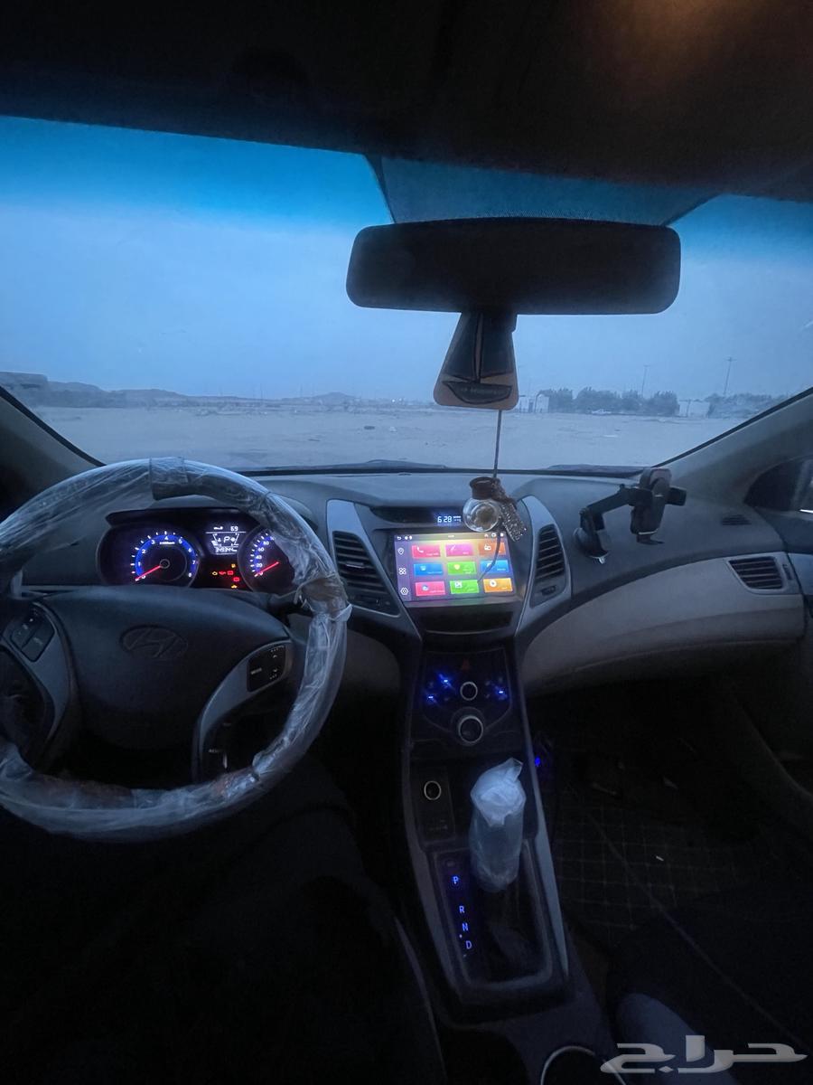 There is a 2015 Elantra half option for sale, the car is clean64484280673665114