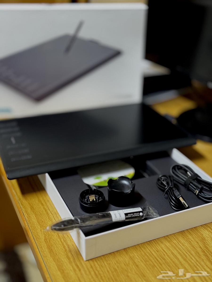 HUION New 1060 Plus Graphics Tablet Like New64379822354945113