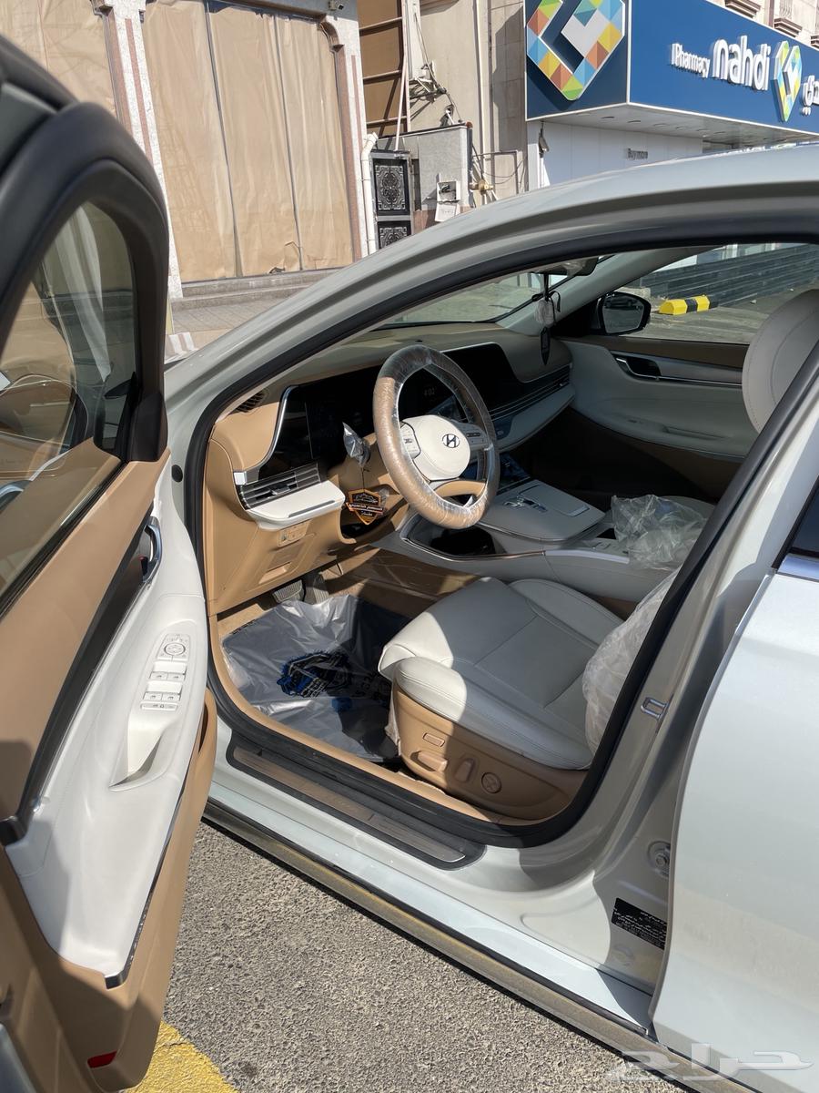 ازيرا موديل 2023 فل كامل بريميوم سعودي64534408326274110