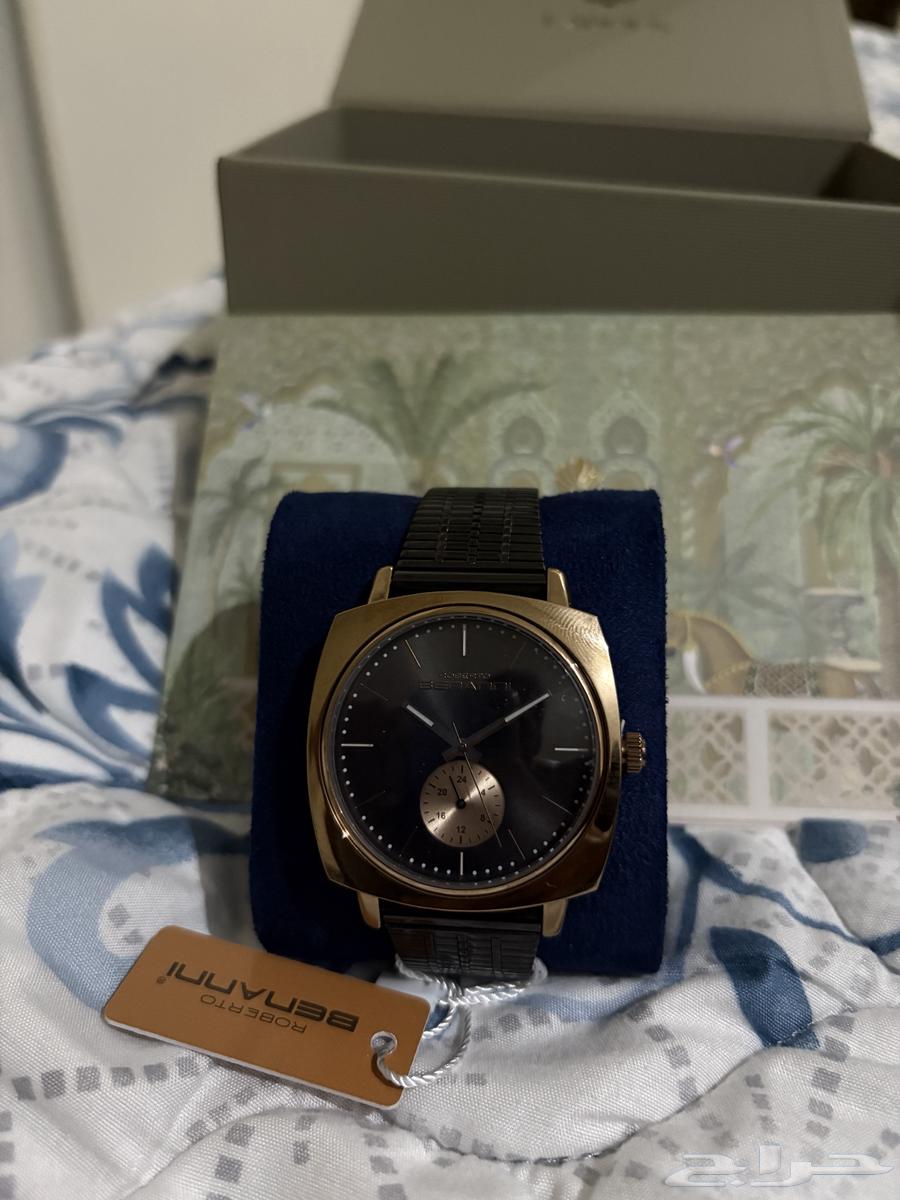 ساعة رجالية فخمة وجديده كرت64383857526786111