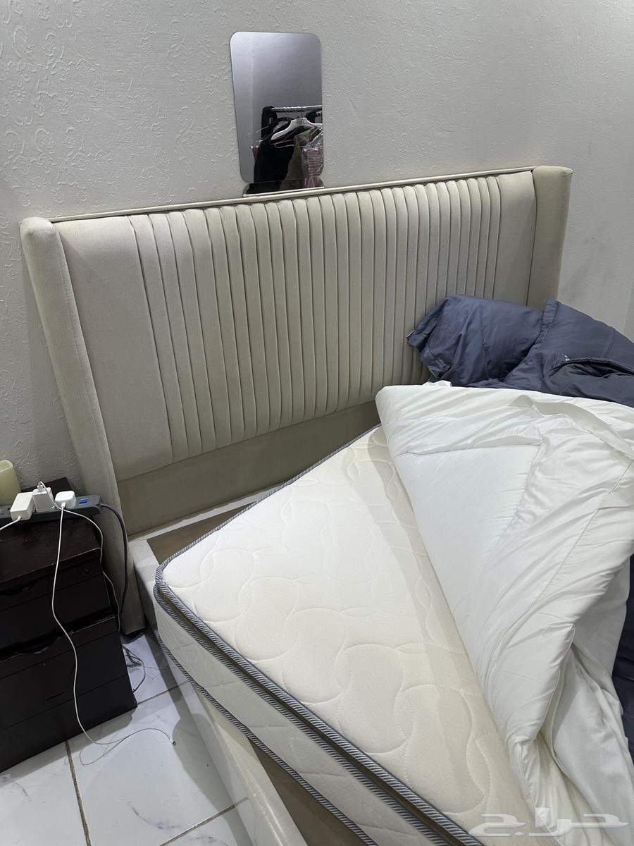 سرير نفرين مع مرتبة   سرير نفر ونصف مع مرتبه64389433174273111