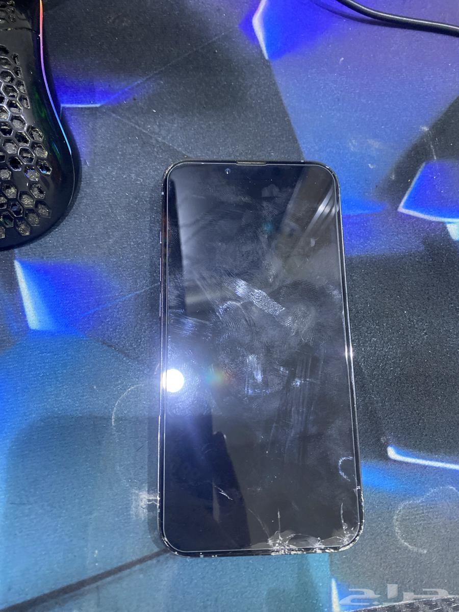 ايفون 13 Pro الجوال نظيف64379282757505111