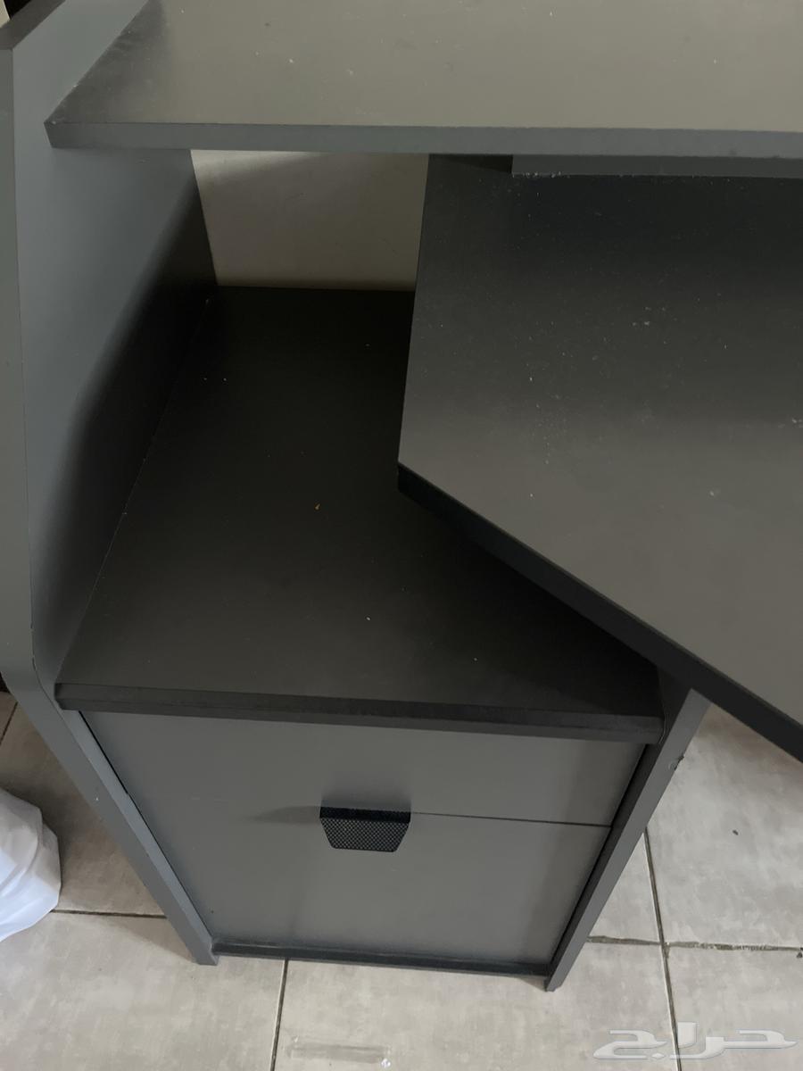 طاوله قيمنق64382321228930111