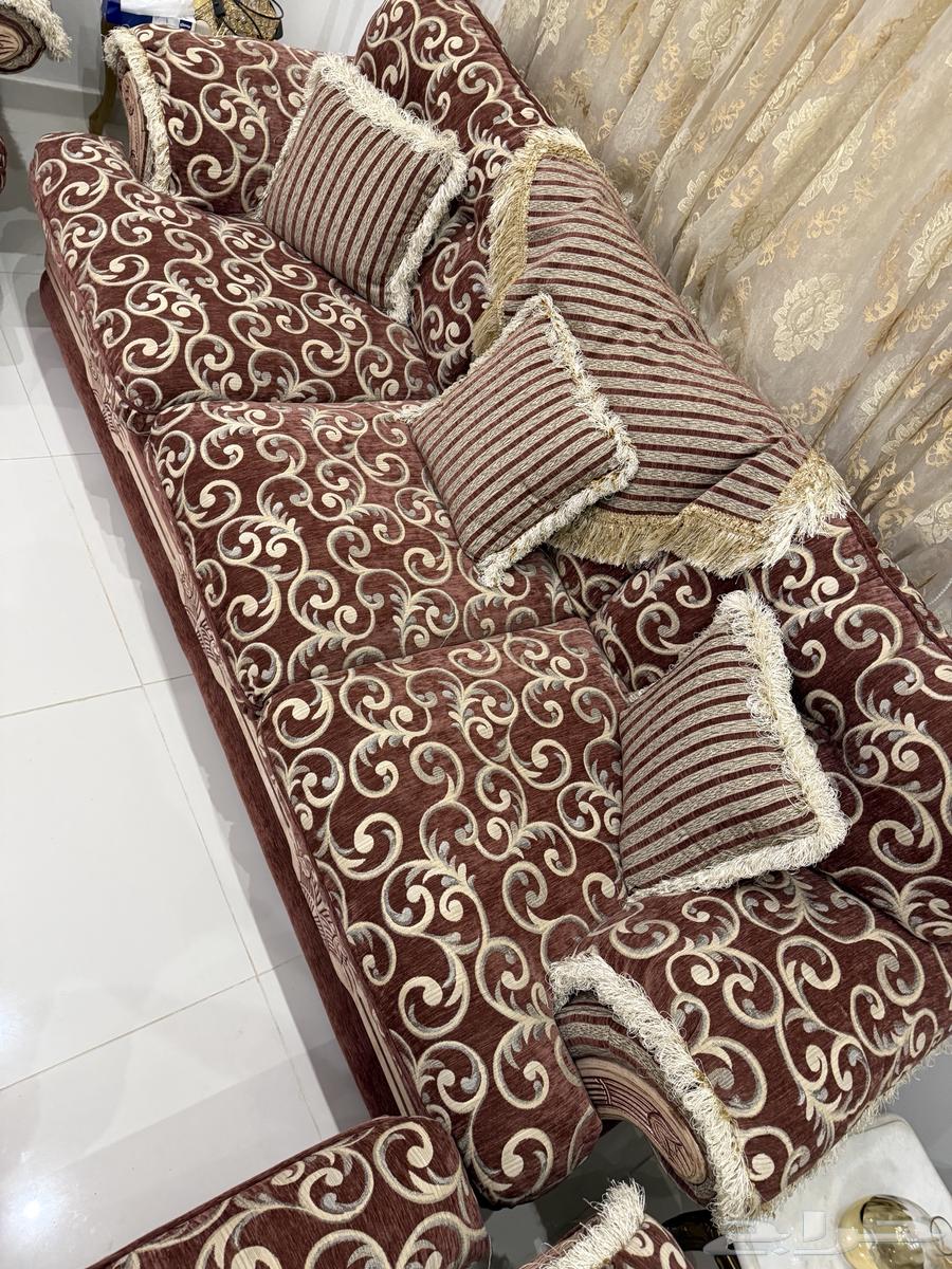 3 اطقم كنب للبيع على السوم64384175649922112