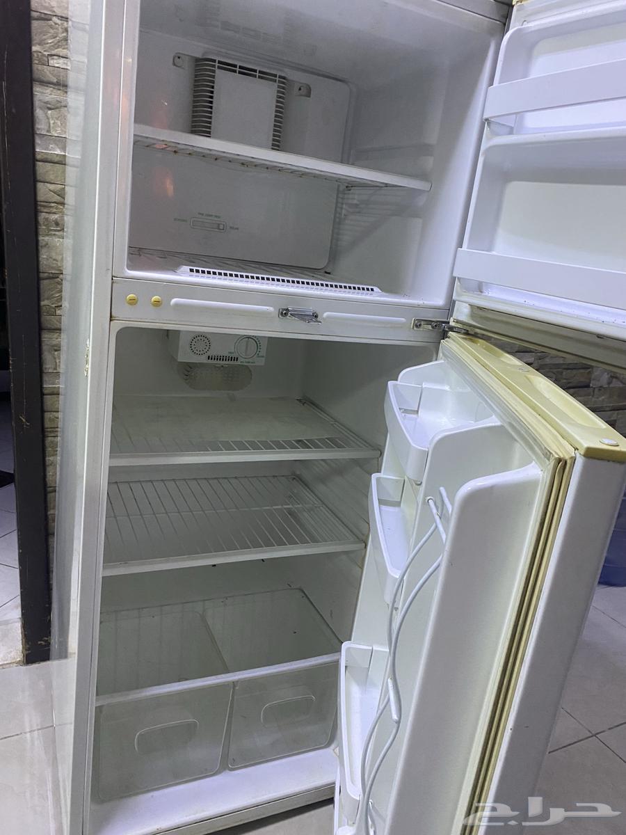ثلاجة بابين للبيع تبريد وتثليج شرط64382224604035112