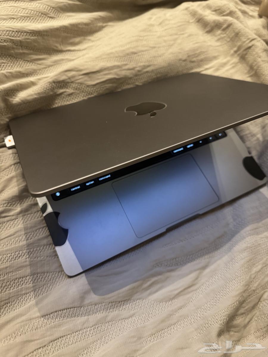 ماك بوك برو للبيع64385036082433113