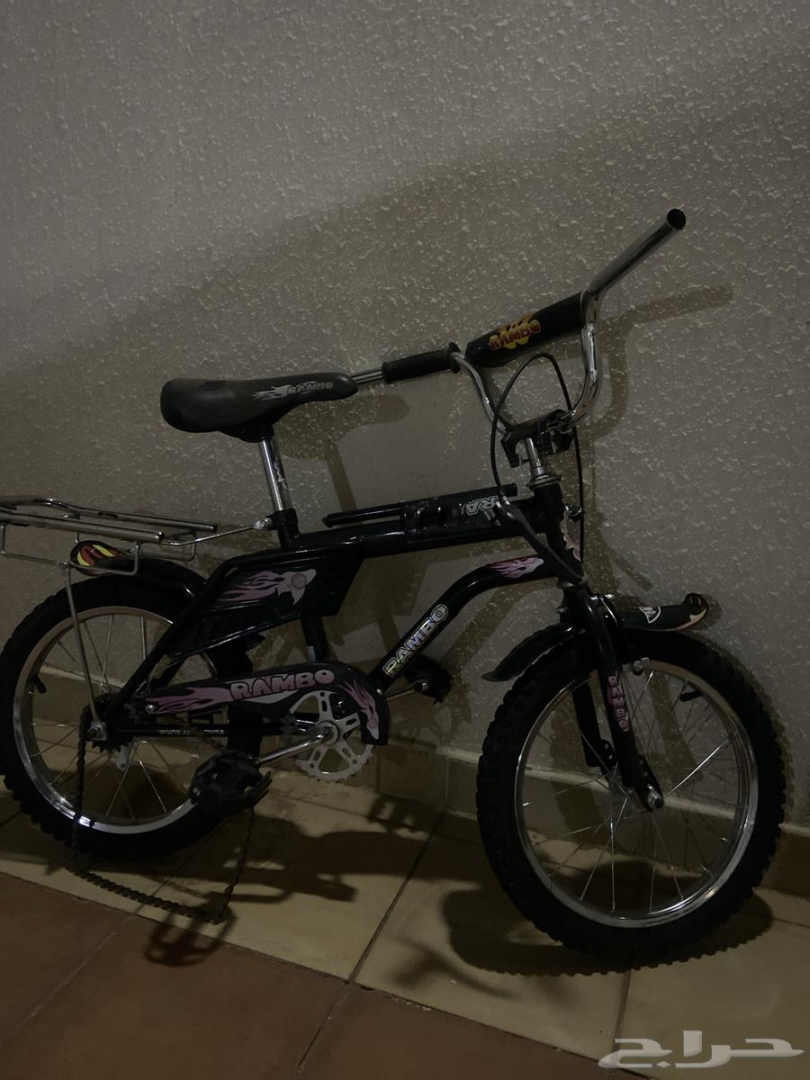 2 Bicycles and 1 Scooter64391243377154111