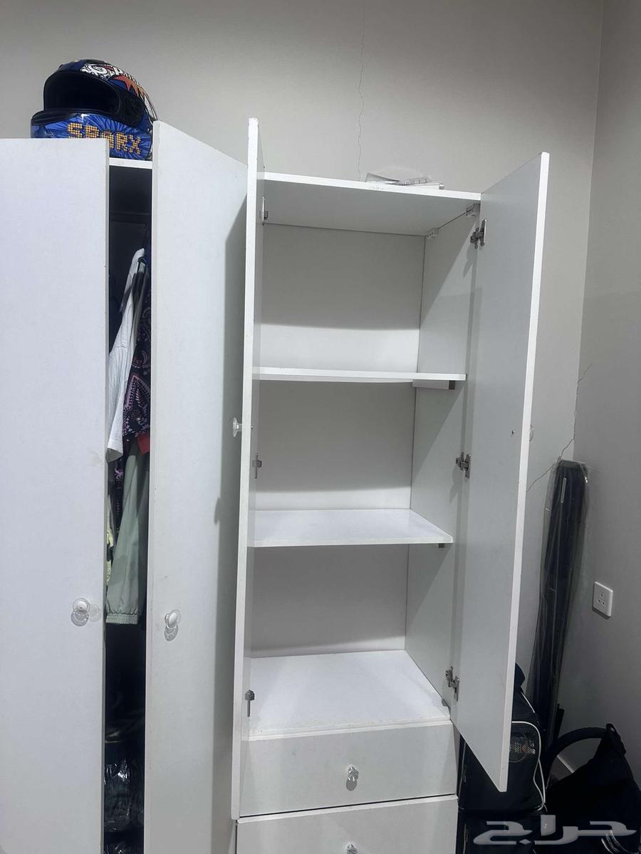 دولاب ملابس64379975458946114