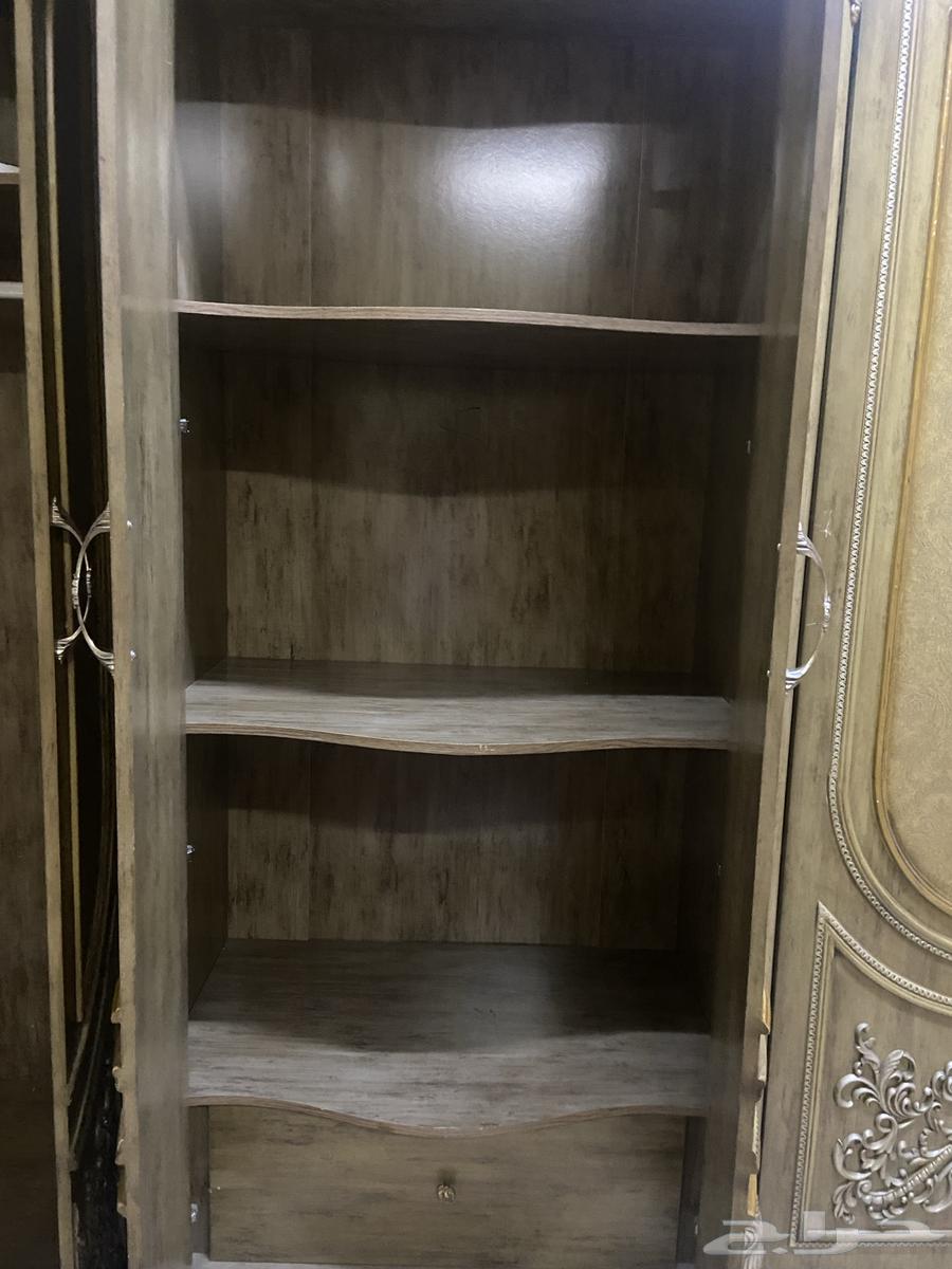 غرفة نوم شبه جديدة ونظيفة64390485568641113