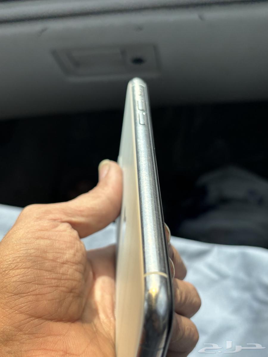 ايفون 11 برو ماكس 256 قيقا64381850765442111