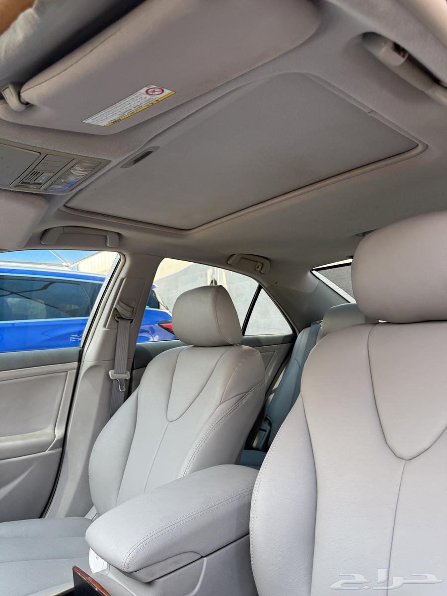 للبيع تويوتا كامري XLE 2010 فل كامل 6 سلندر64529854493826113