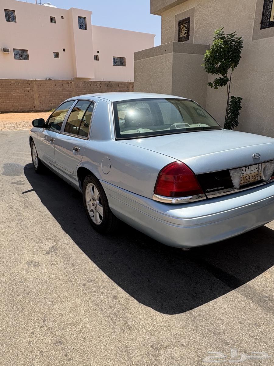 للبيع فورد فكتوريا 2011 سعودي64526453845891114