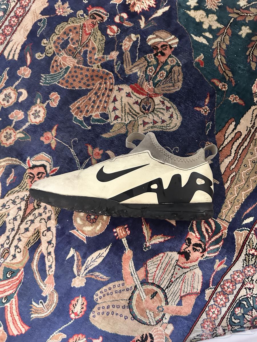 حذاء نايك اصلي مقاس 38 ونص64383469981315111