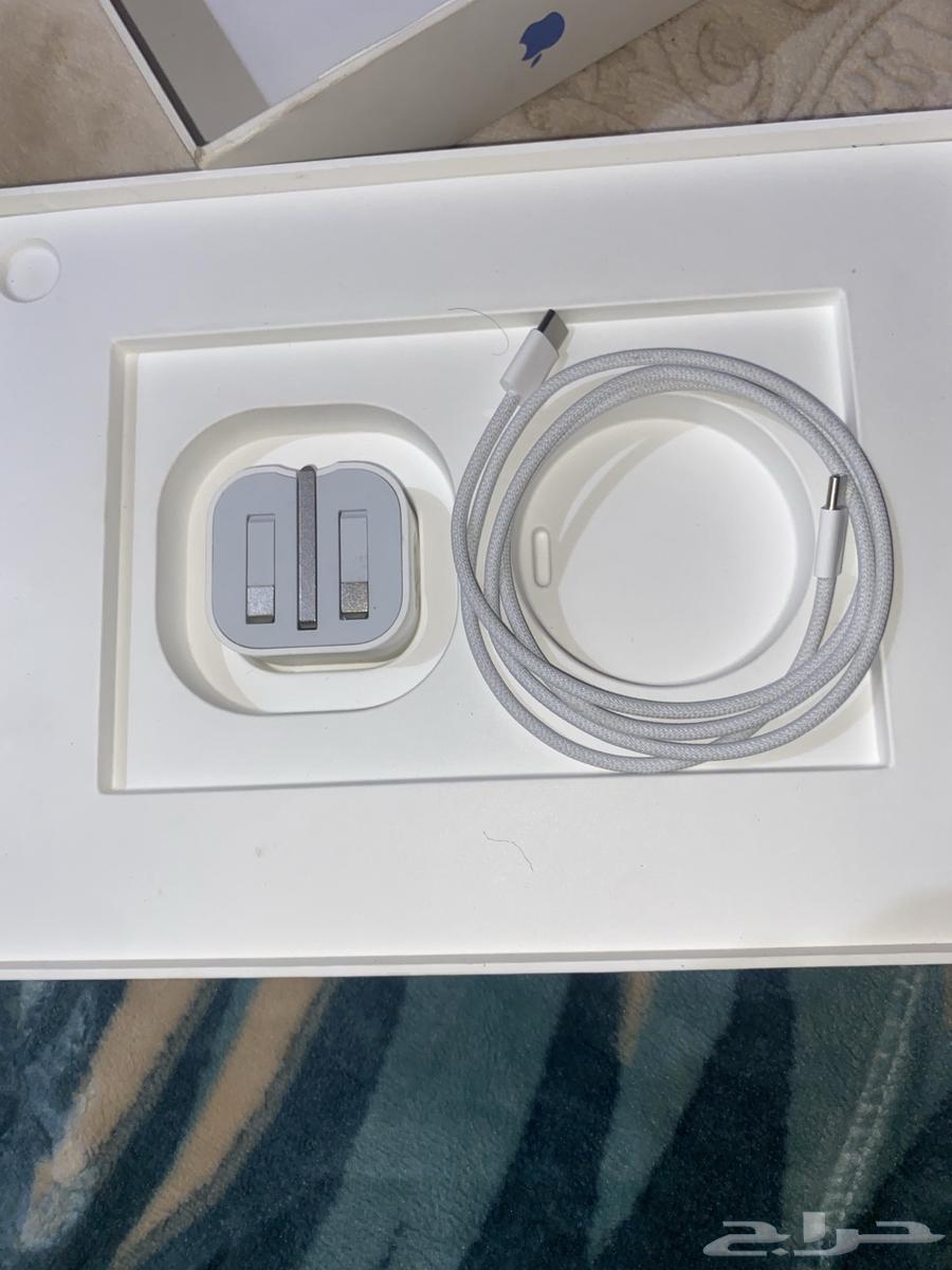 Clean 10th generation iPad with box64383802218499111