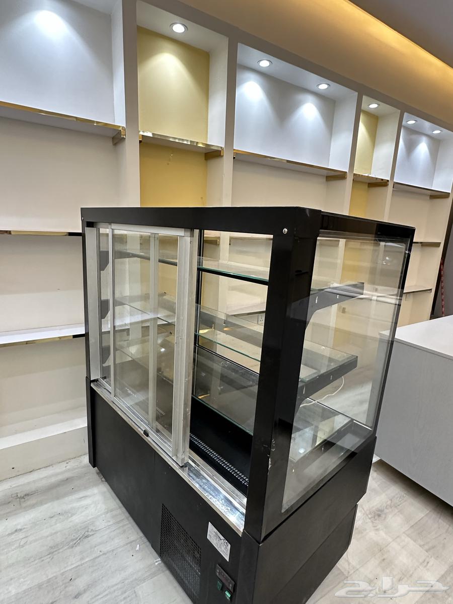 Display refrigerator64390054657793111