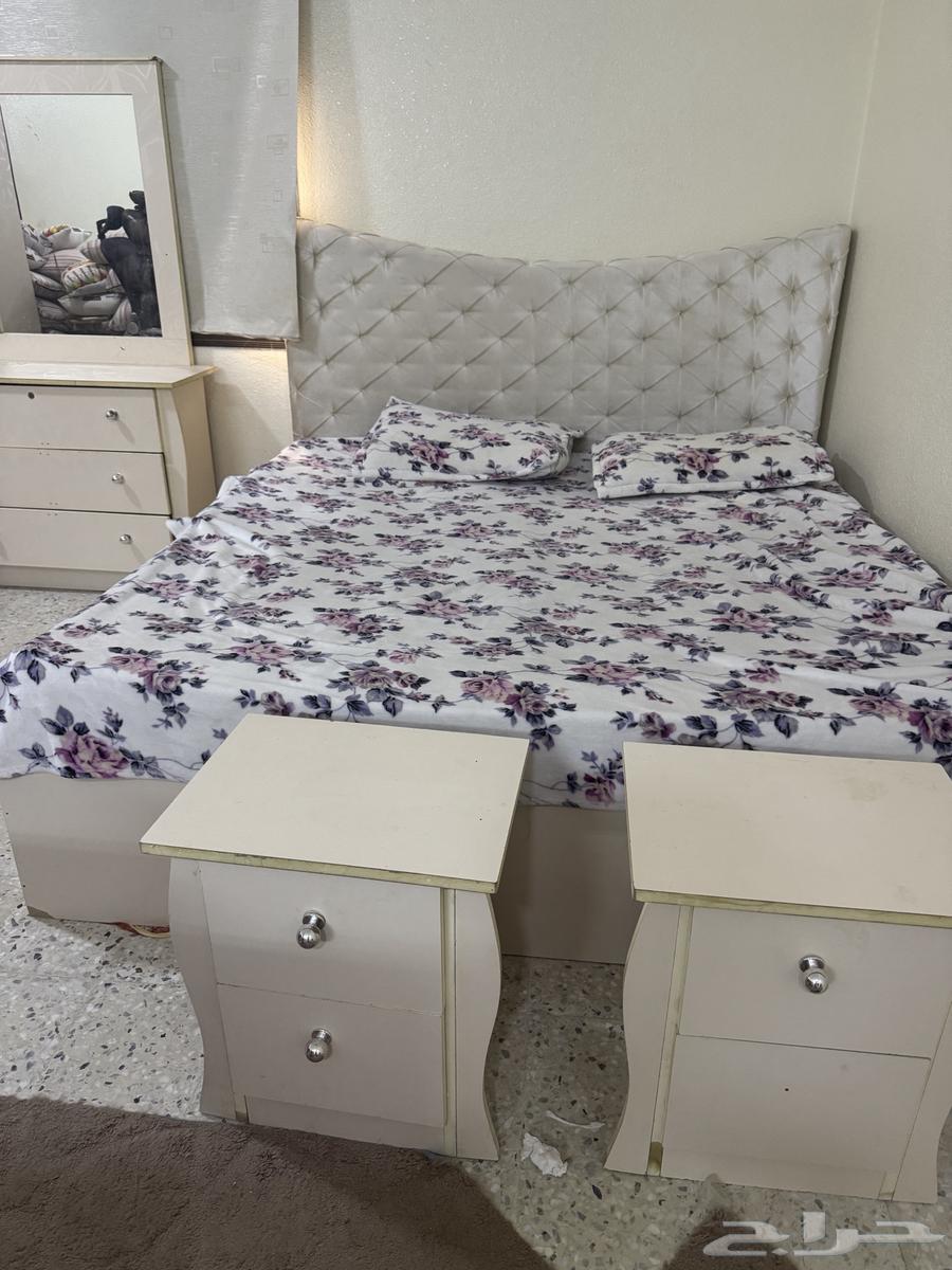 غرفة نوم للبيع المستعجل64390388905986111