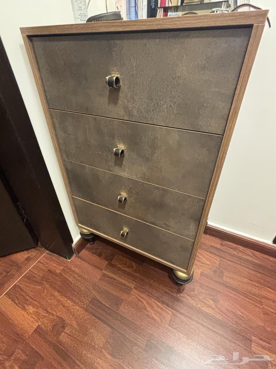 غرفة نوم بني 8 قطع للبيع64387676411010112