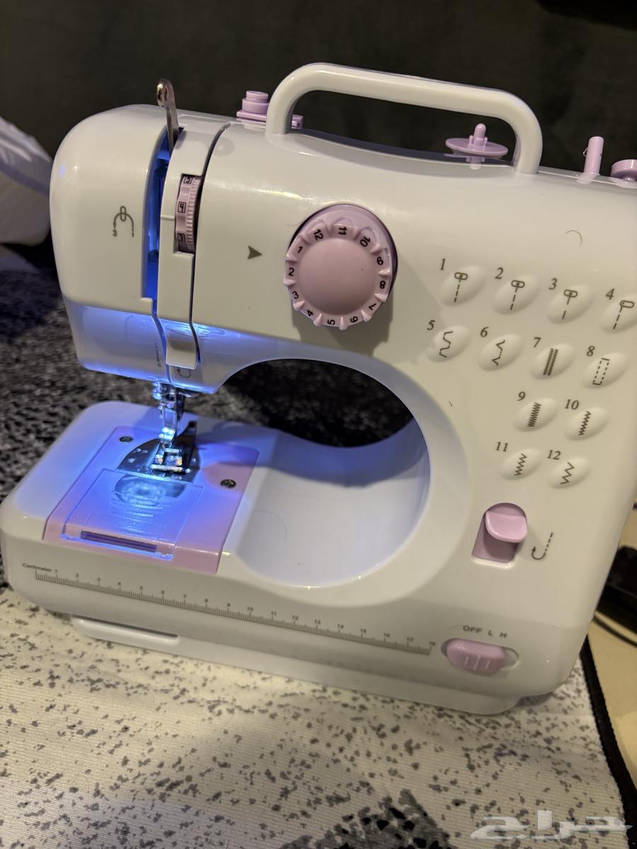 مكينه خياطه جديده لم تستخدم64391811514370111