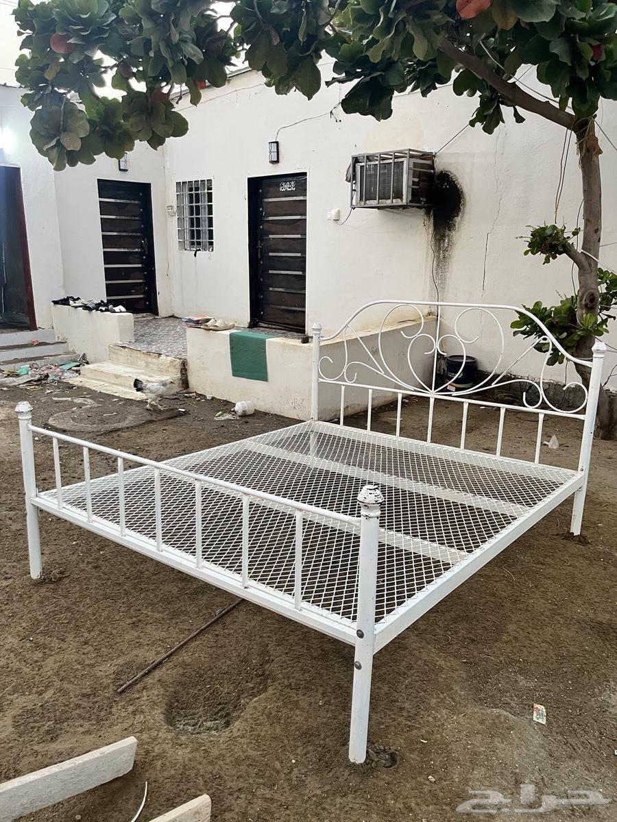 للبيع مكيف وكرسي مع فراش64382059350657112