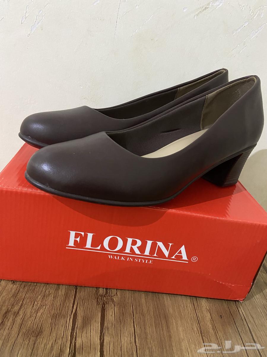 حذاء من فلو رينا جديدة لم تلبس الا مرك وحده تقريبا  4 ساعات64383580649731111