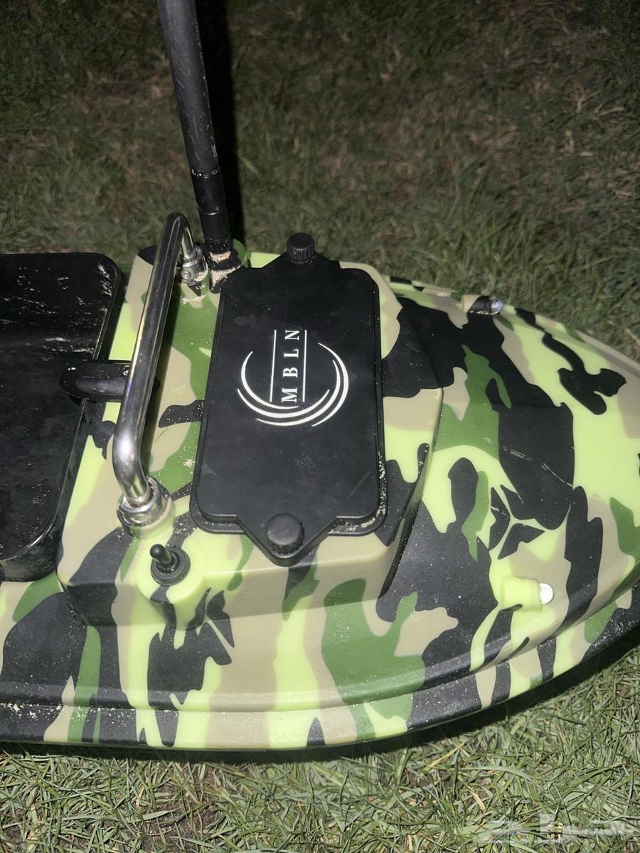 قارب طعم بدون جهاز تحكم64385831341953111