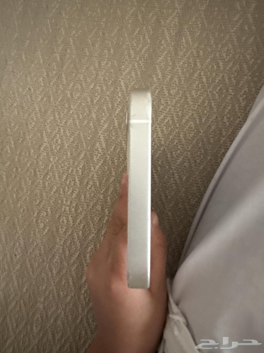 جوال ايفون12مستعمل مافي إلا العافيه64381548303234112