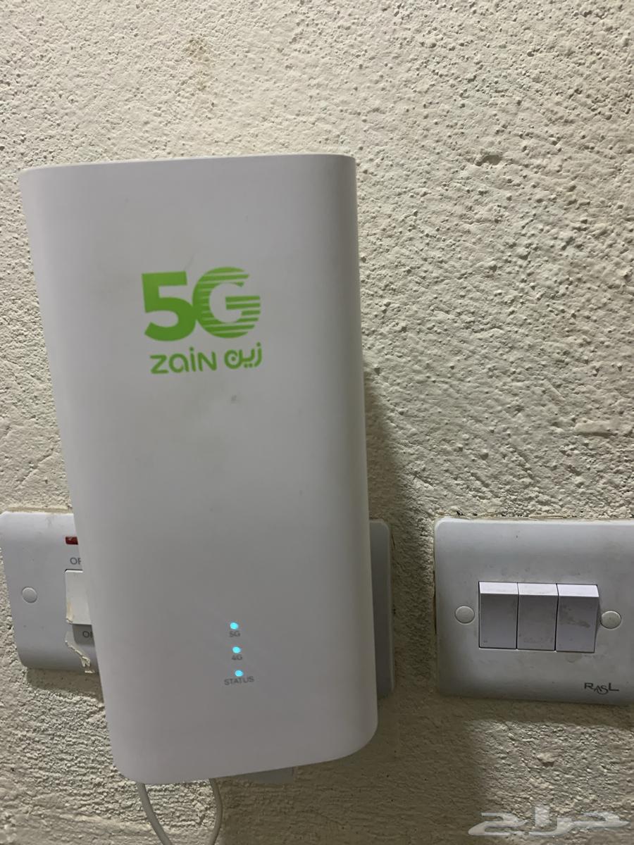 I'm selling a Zain 5G router with one month of unlimited internet remaining on Sum64377914775171110