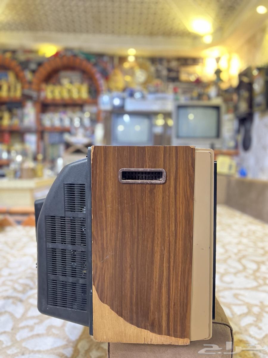 تلفزيون سانيو الاصدار الذهبي مميز ونادر قديم تراثي64378091025154113