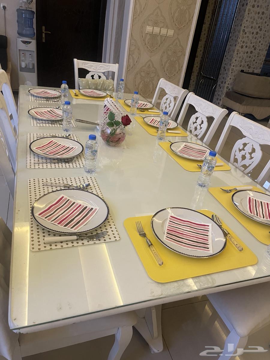 Dining table with 10 chairs64379486942211110