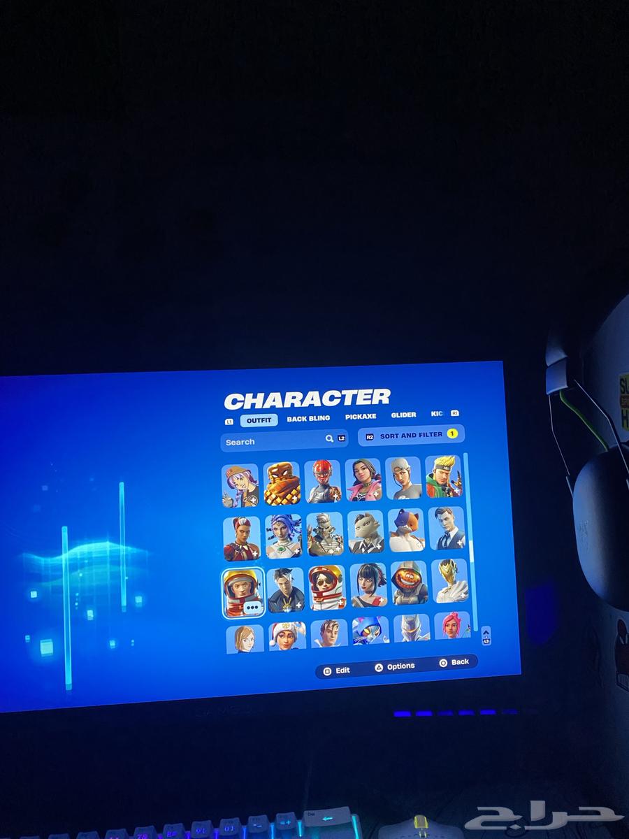 حساب فورت نايت للبيع ترافس ورقصه فلوس64390124060290113