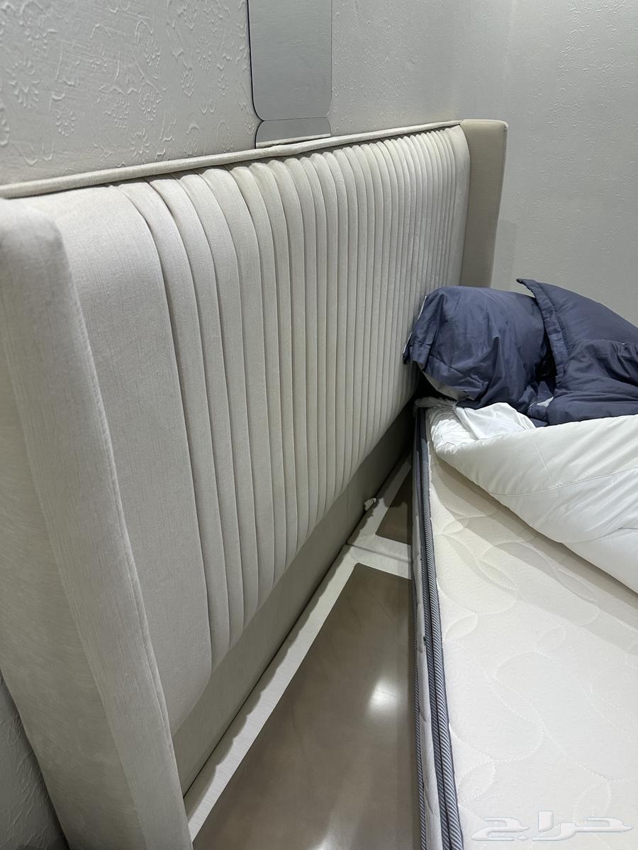 سرير نفرين مع مرتبة   سرير نفر ونصف مع مرتبه64389433174273112