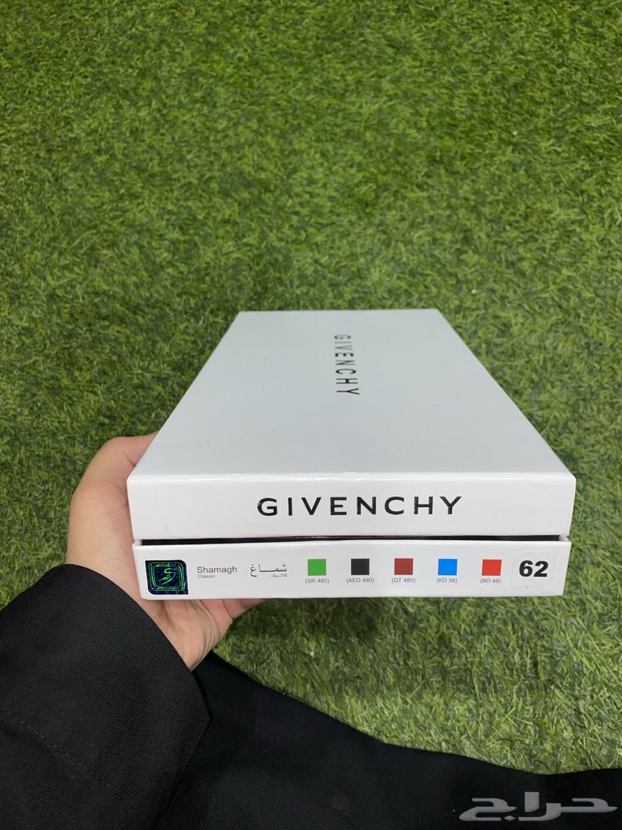 شماغ جفينشي64382679673475112