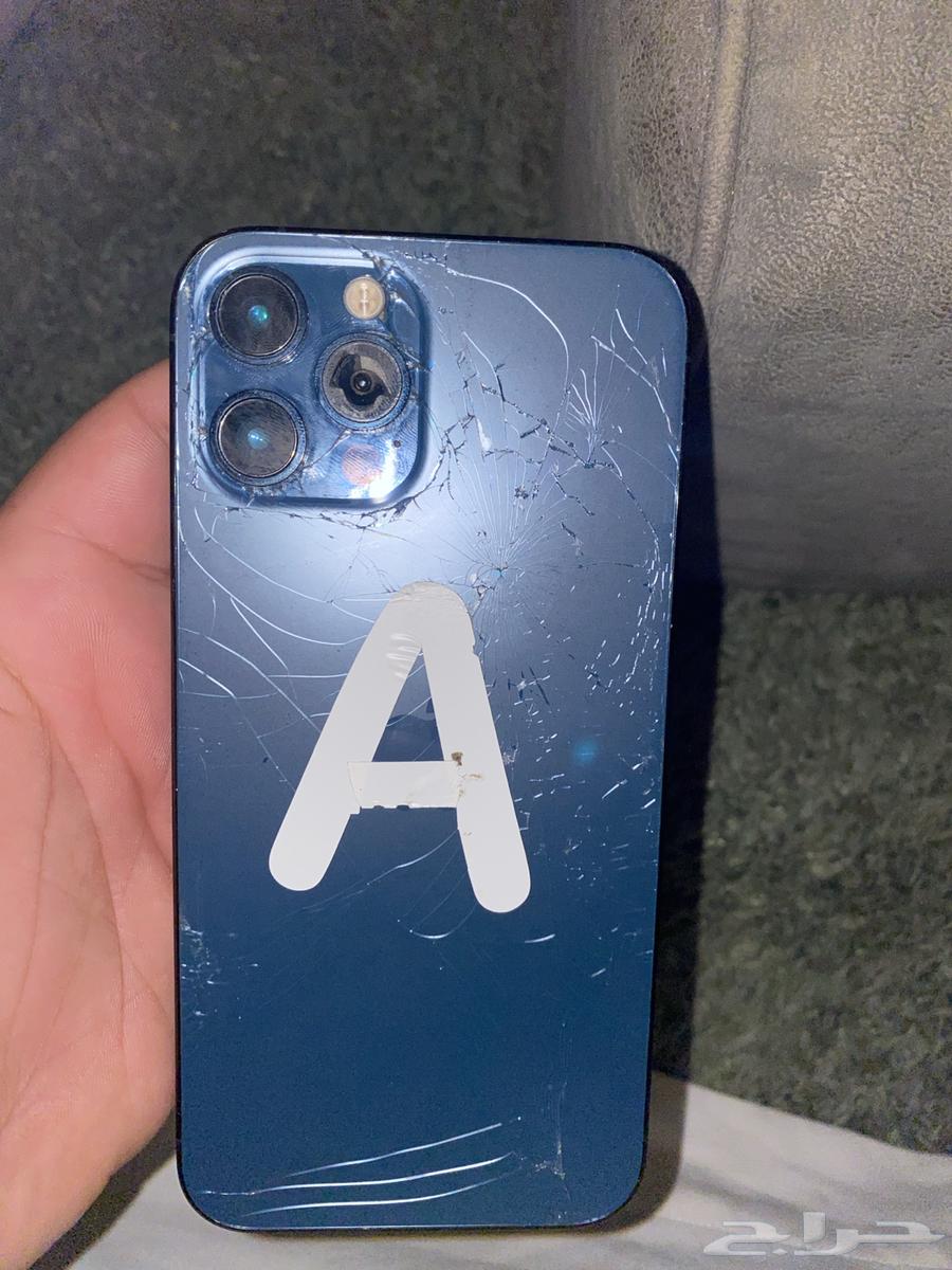 Back of the 12 Pro Max phone is broken and screen has been replaced64386166006401111